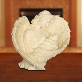 Figurine - Essence of Love